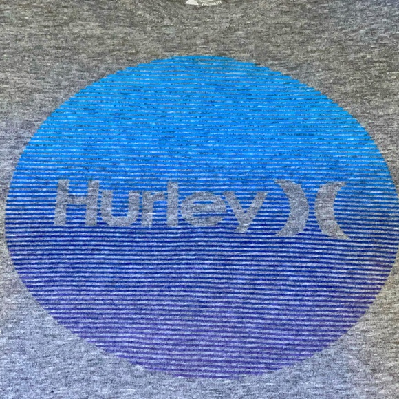 Hurley TShirt - Picture 1 of 2
